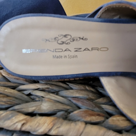 Brenda Zaro Blue Suede Mule Sz 39 (8.5) 3 in Heel - Picture 4 of 6